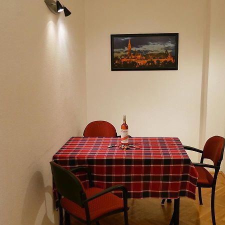 Caesar Apartman Budapest Bagian luar foto
